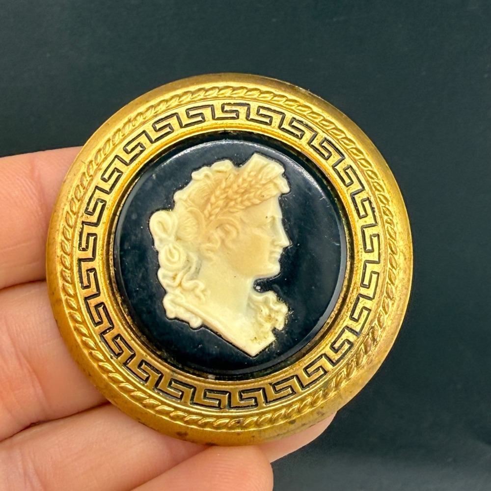 Vintage Estate Cameo Brooch Gold Tone Greek Key Celluloid 1.75in